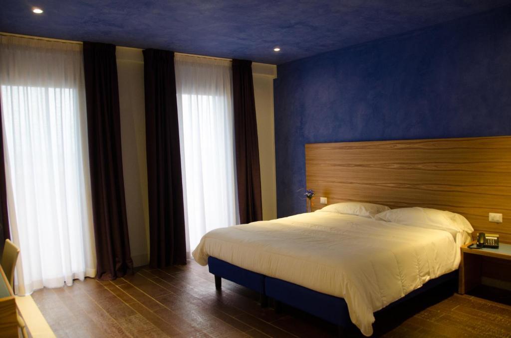 Hotel Zodiaco Порто-Чезарео Номер фото